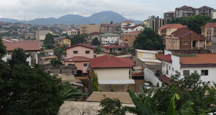 Tí'a